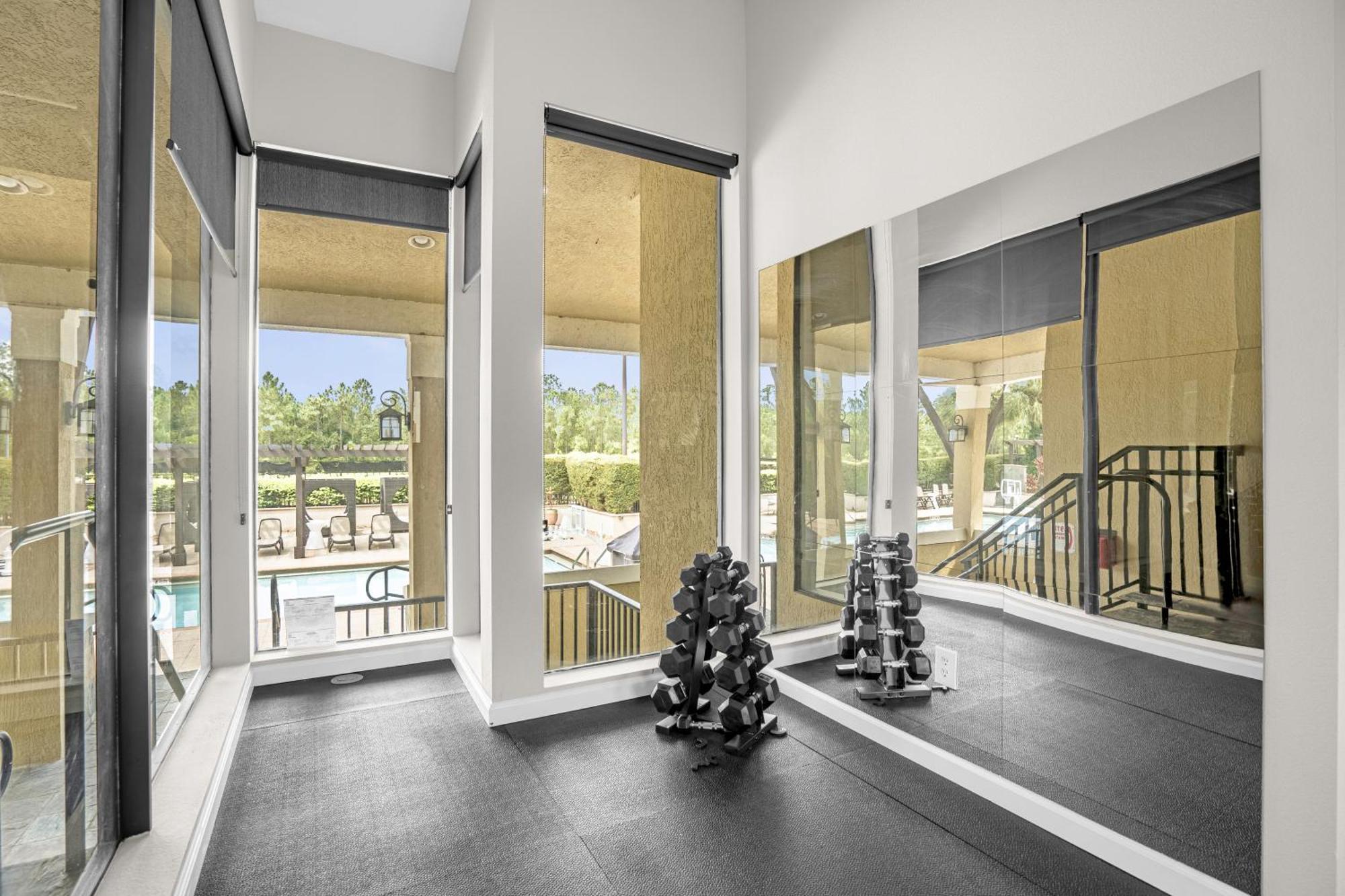 Cozy & Elegant 4Br Enchanted Townhouse - 1 Mile To Disney With Resort Pool, Gym, & Jacuzzi Орландо Экстерьер фото