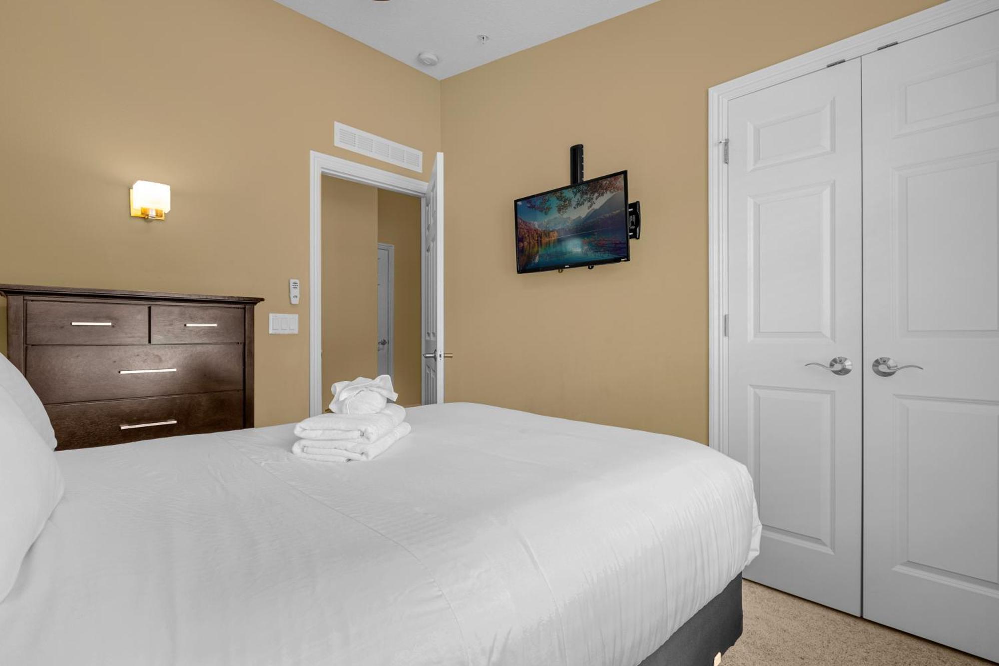 Cozy & Elegant 4Br Enchanted Townhouse - 1 Mile To Disney With Resort Pool, Gym, & Jacuzzi Орландо Экстерьер фото